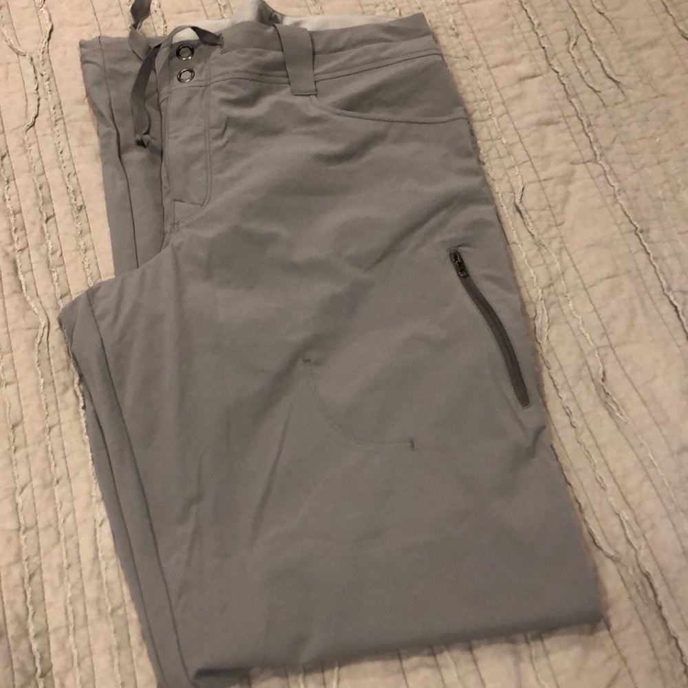 NWOT Outdoor Research pants size 14